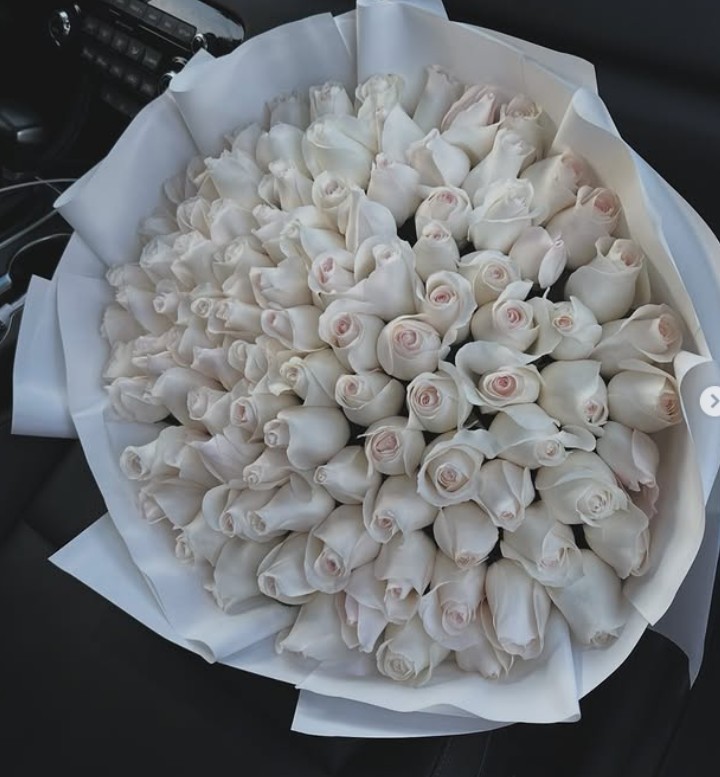 https://www.puhiz.com/wp-content/uploads/2025/05/5679_mh_flowers_amour_12.jpg