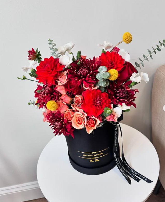 https://www.puhiz.com/wp-content/uploads/2025/05/5679_mh_flowers_amour_9.jpg